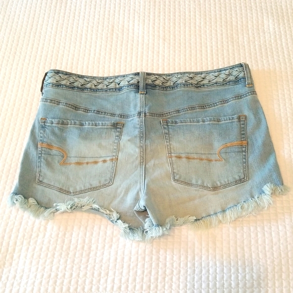 American Eagle Women's jean shorts, size 14 - Picture 2 of 8